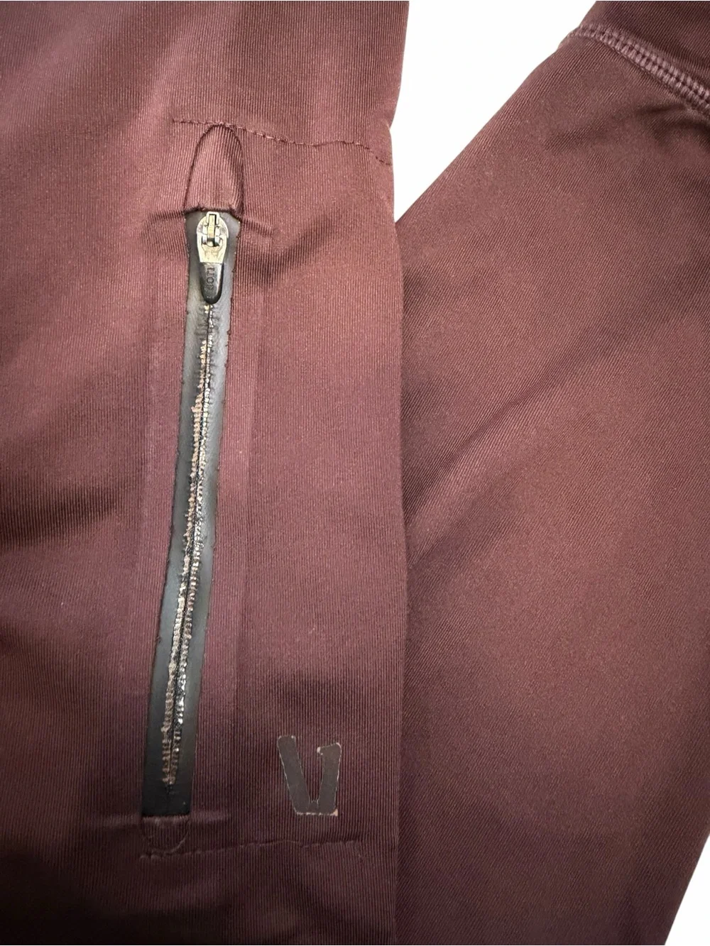 Vuori Men's Sunday Performance Jogger Sweatpants Brown small